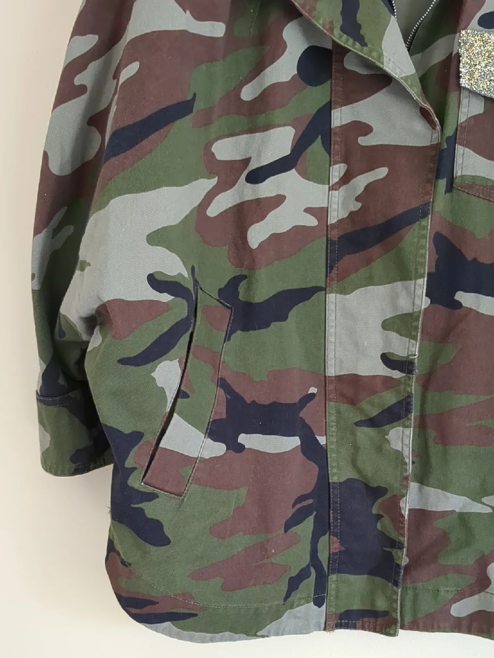 XS Zara Basic Camo Red Stripe Jacket Glitter Pocket Flap Oversized